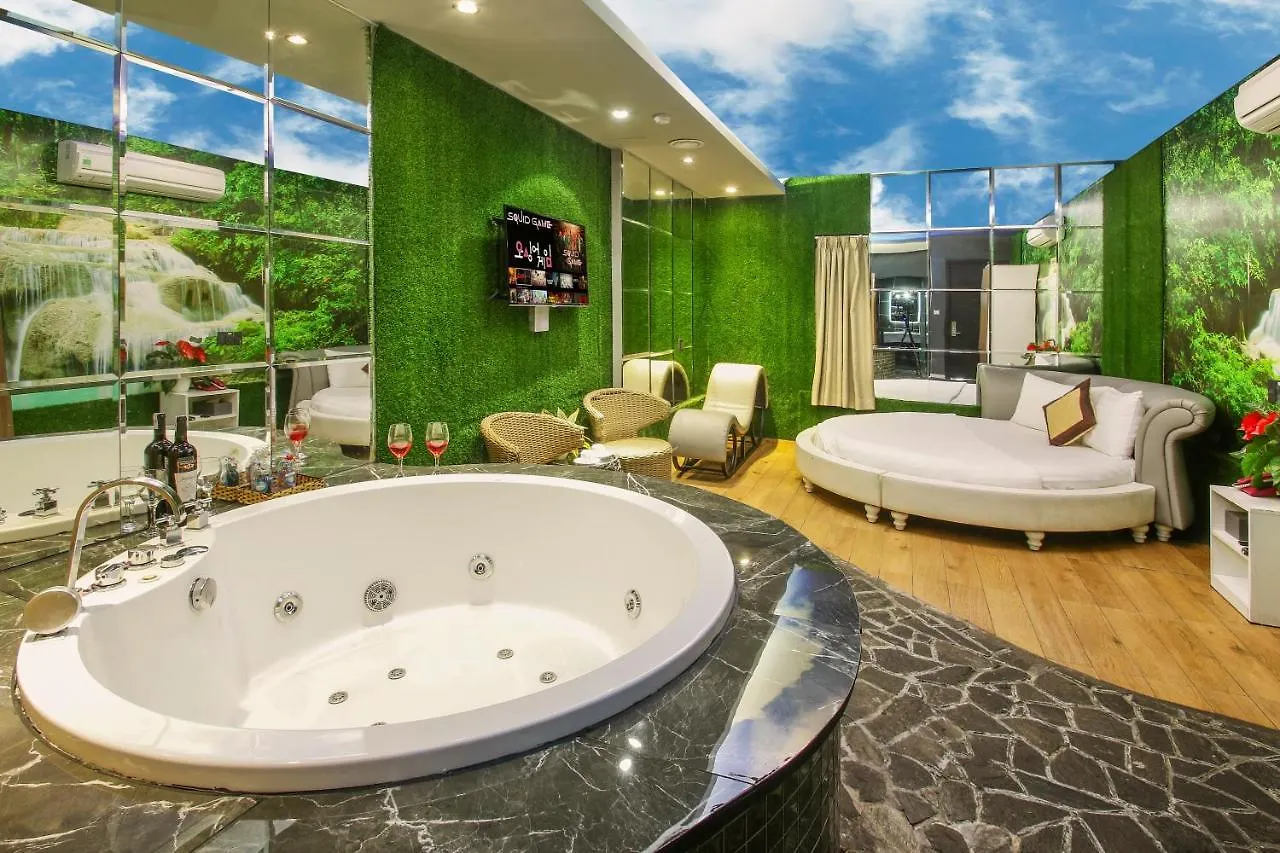 Bonita Tht (Adults Only) Hotel Ho Si Minh-város Love hotel