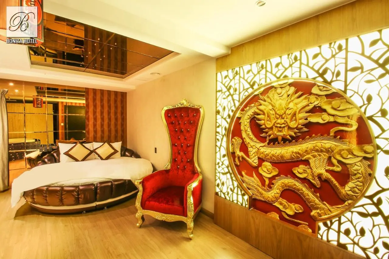 Bonita Tht (Adults Only) Hotel Ho Si Minh-város 2*,